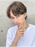 スーツ短髪ツーブロック束感モテる黒髪シークレットパーマ流行