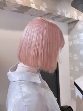 ペレ 渋谷(PELE) イメチェン/ホワイトブロンド/外ハネボブ/ワイドバング/渋谷