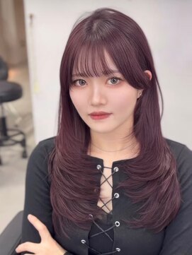 ジィルム(XELM) ハイライトカラーミルクティーベージュレイヤーカット