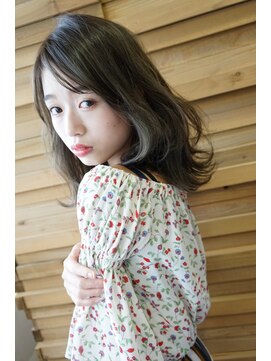 リシェル(RICHEL) ヘアスタイル ミディアム 小顔ヘア