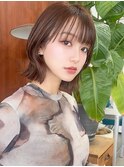 透明感ブラウン顎下ボブ