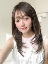 ロエル 牛久(Loel) ミディアムレイヤー 顔まわりカット ワンカール