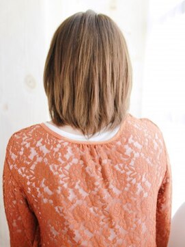 ヘアメイク ナル(hair make nalu) 顔まわりレイヤーの内巻きスタイル