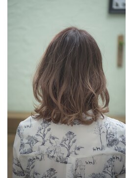 ヘアーミューズ リベロ(hair muse Livero) ランダムカールミディ 3