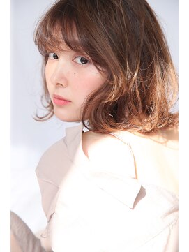 アンヘアー 元町三宮(UNHAIR) shiomi H　ヴェールウェーブミディ