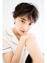 イーズ(e's)&nbsp;マッシュショートのランダムパーマ