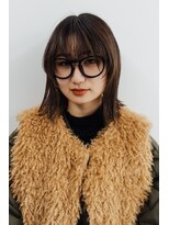 シカ(sica)&nbsp;ミディアムレイヤーボブ