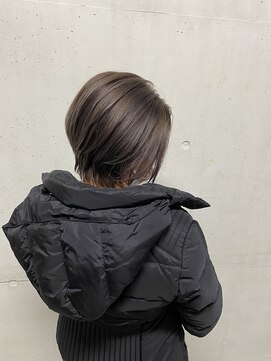 ゴットフロー(GOTTO FLOW) 大人ショート/グレージュ/透明感/くびれショート