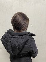 ゴットフロー(GOTTO FLOW) 大人ショート/グレージュ/透明感/くびれショート