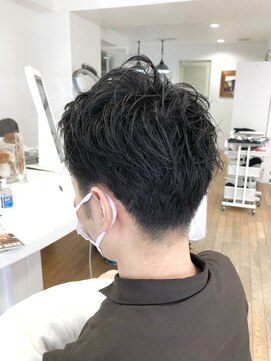 ヘッズ 本八幡店(HEADS) MEN'S HAIR センターパート ツイストスパイラル 韓国マッシュ