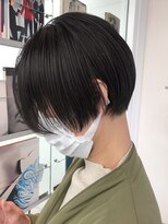 ヘッズ 市川(HEADS ex) ダブルカラーミルクティーベージュインナーカラーショートボブ