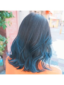 ボアップ(boappu) #グラデーションカラー#ネイビーカラー#ブルーカラー