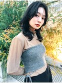 黒髪ミディアム