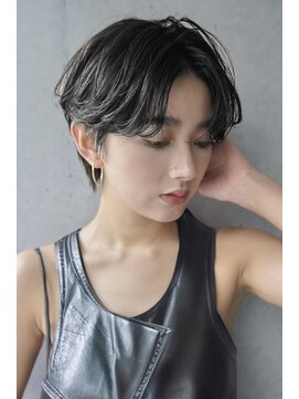 カライングドゥ(ing deux) 大人可愛いマッシュショートボブウルフカット◎30代40代50代60代