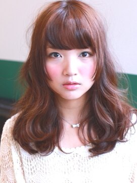 蒼い花 美容院 ちょっぴり大人な　ふわクシュミディアム