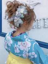 卒業式に可愛いルーズアップスタイル
