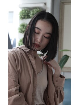 クオーレ(CUORE) 前下がりボブ