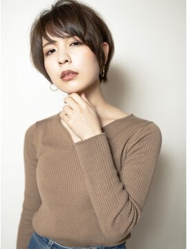 ホロン 池袋(HOLON) 【HOLON】大人かわいいイメチェン耳かけフォギーベージュボブ