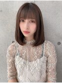 ツヤ髪で魅せる大人女子のミディアムボブ