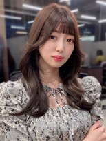 アリュウル 表参道 青山(Allure)&nbsp;上品可愛い韓国ヘア 結んでも可愛いくびれロング ぱっつん前髪