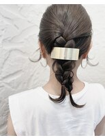 カモン(CAMON)&nbsp;[CAMON. ]#3分アレンジ#グレージュカラー#ミディアムヘア