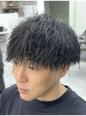 ツイストスパイラルメンズマッシュ波巻きパーマカルマパーマ眉毛