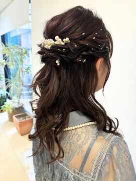 アッシュ 町田駅前通り店(Ash) ハーフアップ