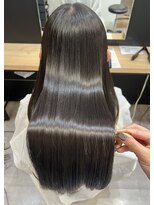 ジーニー 横浜(giinii)&nbsp;美髪矯正__縮毛矯正__ブリーチ矯正