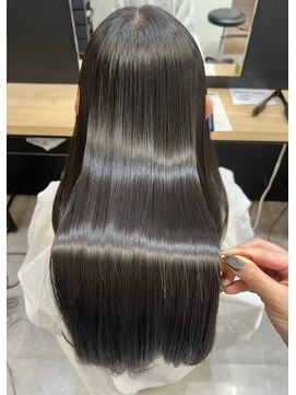 ジーニー 横浜(giinii) 美髪矯正__縮毛矯正__ブリーチ矯正