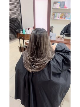 ガレリア オリジン(GALLARIA ORIGIN'S) バレイヤージュ×レイヤーカット