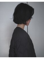 ケノミカ(KENOMIKA.) ボブパーマ くせ毛風 暗髪でオシャレ