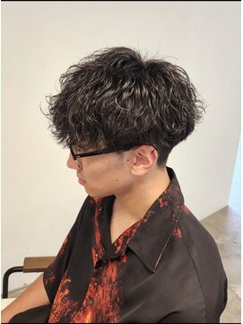 ニアウ 伊勢崎連取店(Niau) 刈り上げマッシュツイストスパイラルパーマ