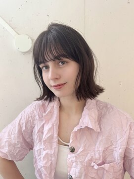 ビーチ(BEACH) レイヤーカット/韓国ヘア/クラゲヘアー/小顔/オリーブグレー黒髪