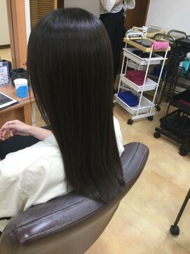 ヒラトヤ 肴町店 大人キレイ美シルエット髪質改善透明感アッシュカラーストレート