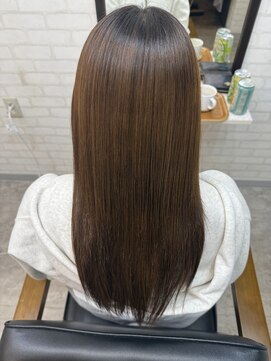 ビート(Beat) 秋冬のダメージ毛に髪質改善酸熱トリートメント