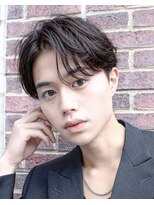 オーシャントーキョー ホワイト 原宿(OCEAN TOKYO WHITE)&nbsp;前下がりセンターパートニュアンスパーマダウンパーマ黒髪