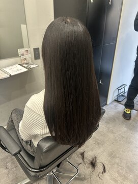 アルター(aL ter) ダークアッシュ/ミディアムレイヤーカット/鎌取店/市川いづみ