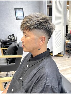 モアナ バイ ヘッドライト 長野駅前店(Moana by HEADLIGHT) Moana長野駅前#ベリーショート#おしゃれ坊主#金髪#ホワイトヘア