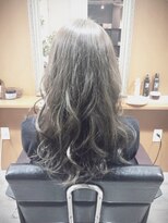 アンサルトヘア(unsarto hair) 透明感のあるアッシュベージュ