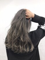 プライズ 表参道原宿店(prize)&nbsp;グレージュカラーブリーチオンカラー寒色系カラーケアブリーチ