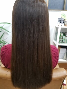 ヘアーアンドスパ アウローラ(AURORA) ナチュラルストレート