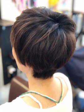 トゥエンティーフォー(24) ショートマッシュ