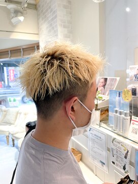 ネオリーブカフ 鶴ヶ峰店(Neolive caff) ハイトーン　×  メンズソフトショート