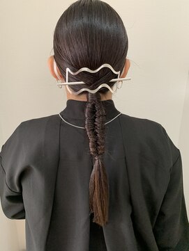 フェリーチェ(Felice) タイトアレンジ　タイトポニー　ポニーテール　フィンガーエイト