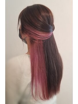 ヘアーアンドネイル ルシア(Hair&Nail Lucia) アメジストバイオレットインナーカラー