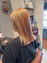 グランディール(grandir)&nbsp;「grandir」オレンジベージュ×切りっぱなし ミディアム