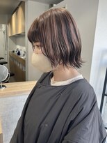 シー(thee) 淡めピンクベージュ×アンブレラカラー