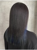 ダークグレージュ×インナーブルー