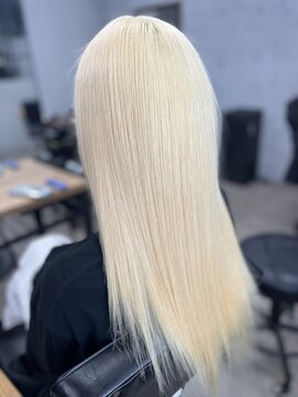 ワン(ONE) ブロンド