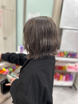 ヘアーワークス ボナ ウニクス店(HAIR WORKS bona) 自然に揺れるウェーブパーマ×うるツヤトリートメント 髪質改善